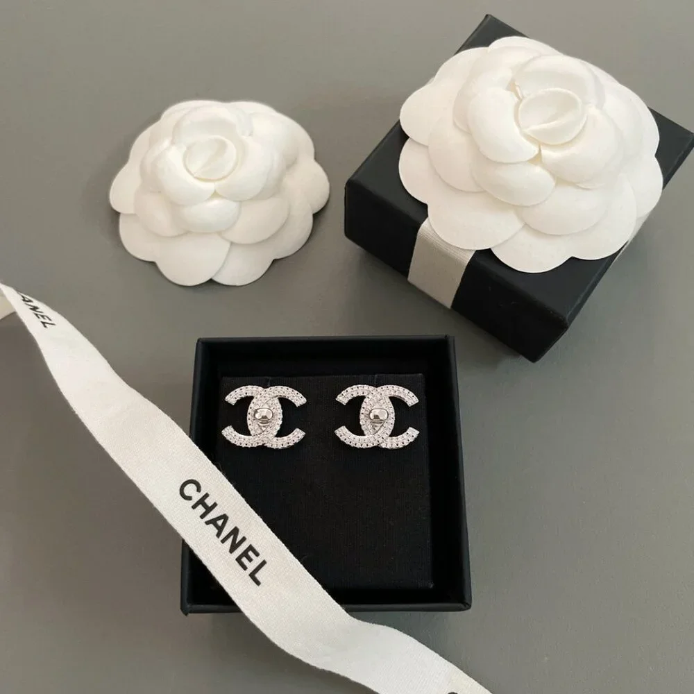 Chanel earrings - Picture 2 of 9